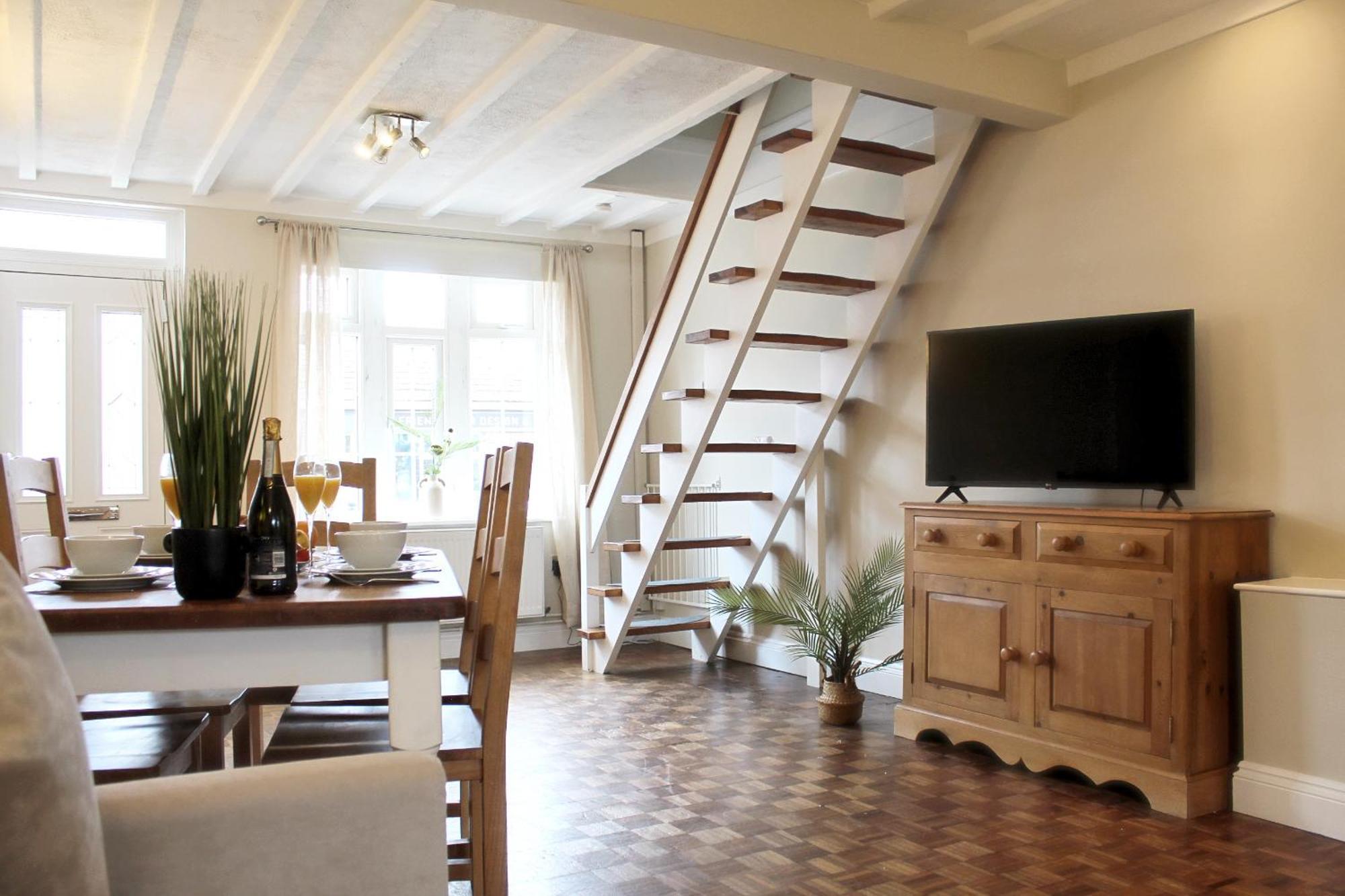 Cosy Cottage In Mersea - Walking Distance To Beach And Town Уэст-Мерси Экстерьер фото