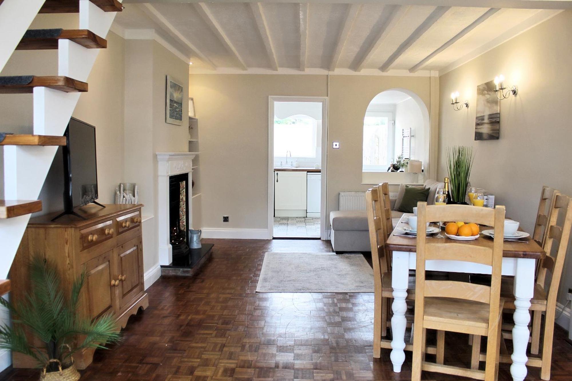 Cosy Cottage In Mersea - Walking Distance To Beach And Town Уэст-Мерси Экстерьер фото